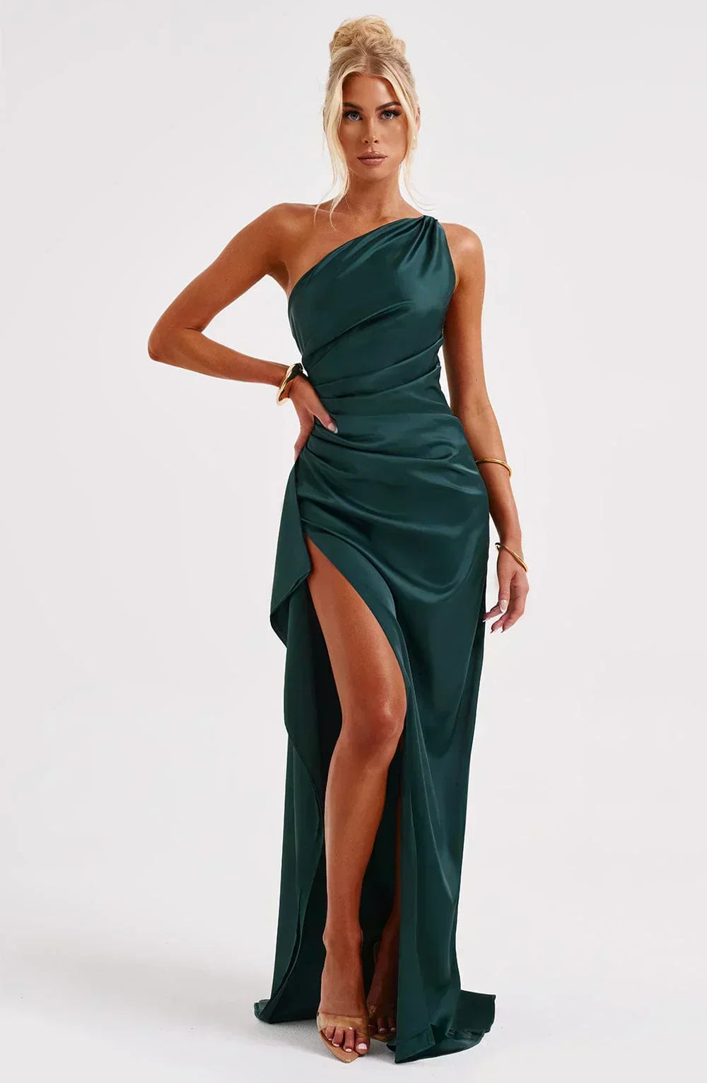 Mira™ – Długa satynowa suknia slip
