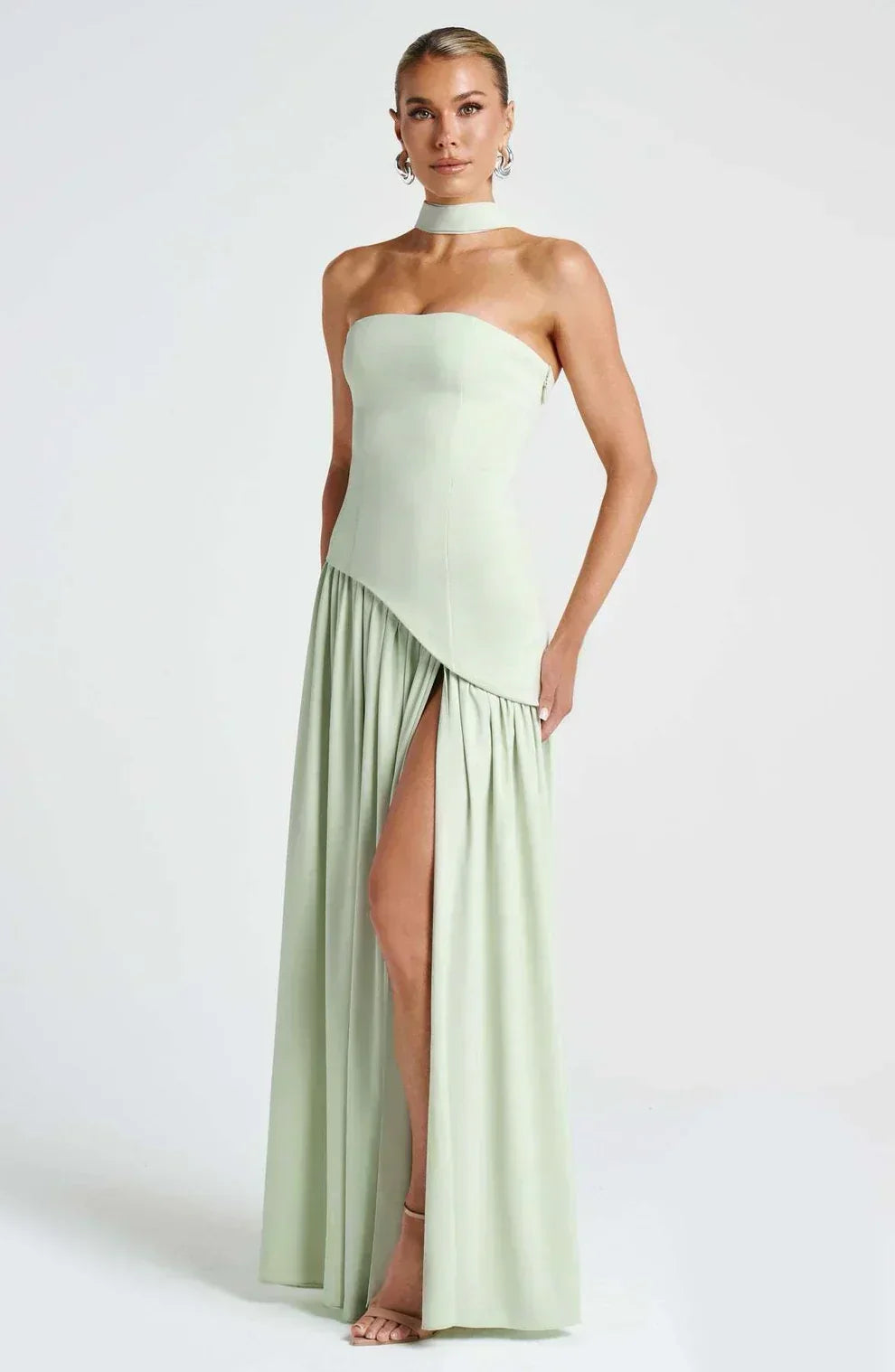 Nadia™ – Asymetryczna modelująca sukienka maxi bez ramiączek